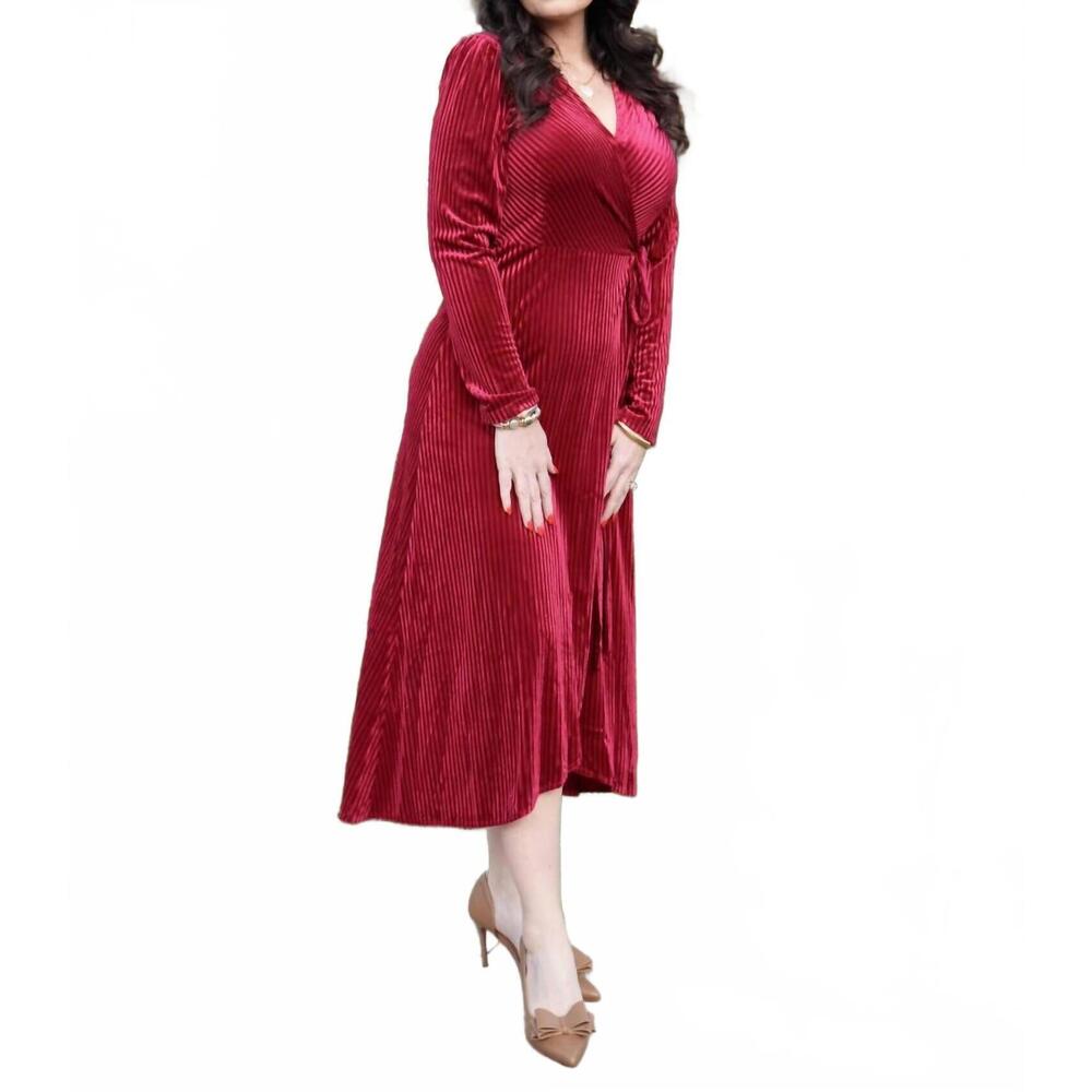NEW COCO + CARMEN wrap velvet dress in cranberry